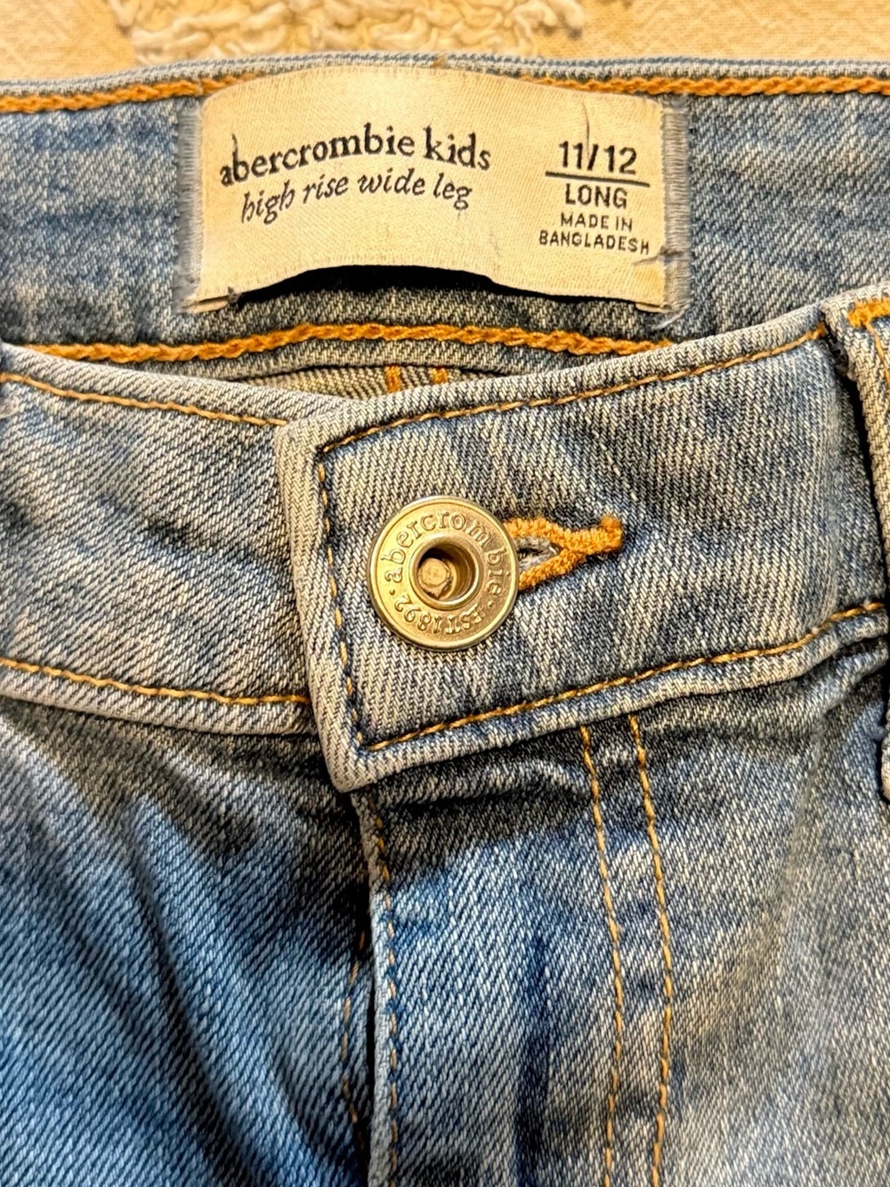 Abercrombie & Fitch Light Blue Ripped Kids Jeans high rise wide leg - Picture 5 of 7